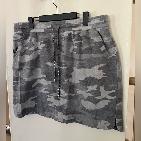 Maurice’s Womens XL Camo Casual Skirt - Picture 2 of 7
